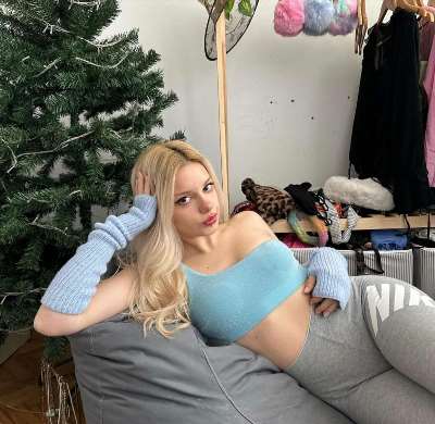 eskort massage i Lilla Tjärby Nummer